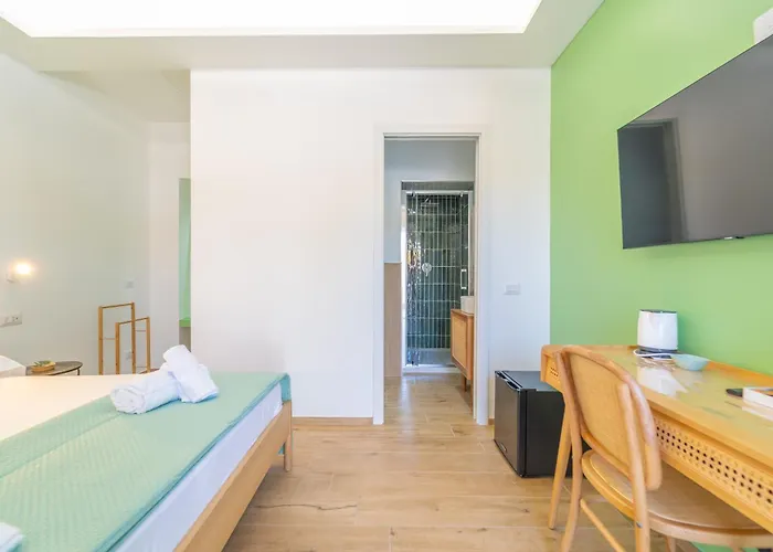 Mensos Гостьовий будинок 4*